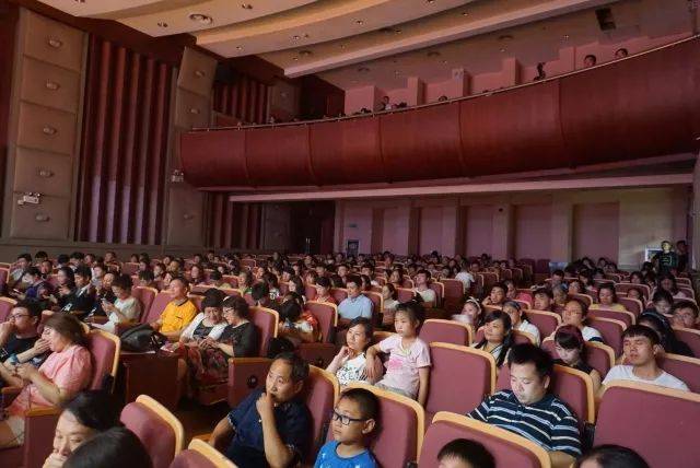 2018年yl6809永利亚洲音乐奖学金江西师范大学音乐学院颁奖仪式</br> 暨yl6809永利海外艺术家爱德华·昆斯钢琴独奏音乐会圆满结束