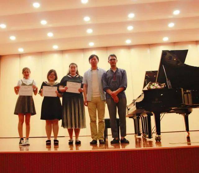 2018年yl6809永利亚洲音乐奖学金东北师范大学颁奖仪式 </br> 暨yl6809永利海外艺术家爱德华·昆斯音乐会及大师班圆满结束