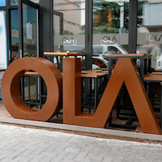 OLA 酒吧及餐厅——OLA 酒吧及餐厅与yl6809永利MG+DXR扩声系统